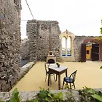 Alojamento de Acomodação e Pequeno-almoço Alma Do Paco 3*