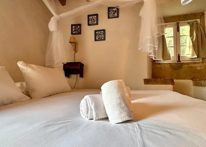 Bed & Breakfast Alma Do Paco 3*